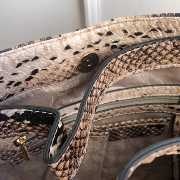 Michael Michael Kors Uptown Astor Natural Snakeskin Large Shoulder Tote - Picture 12 of 13